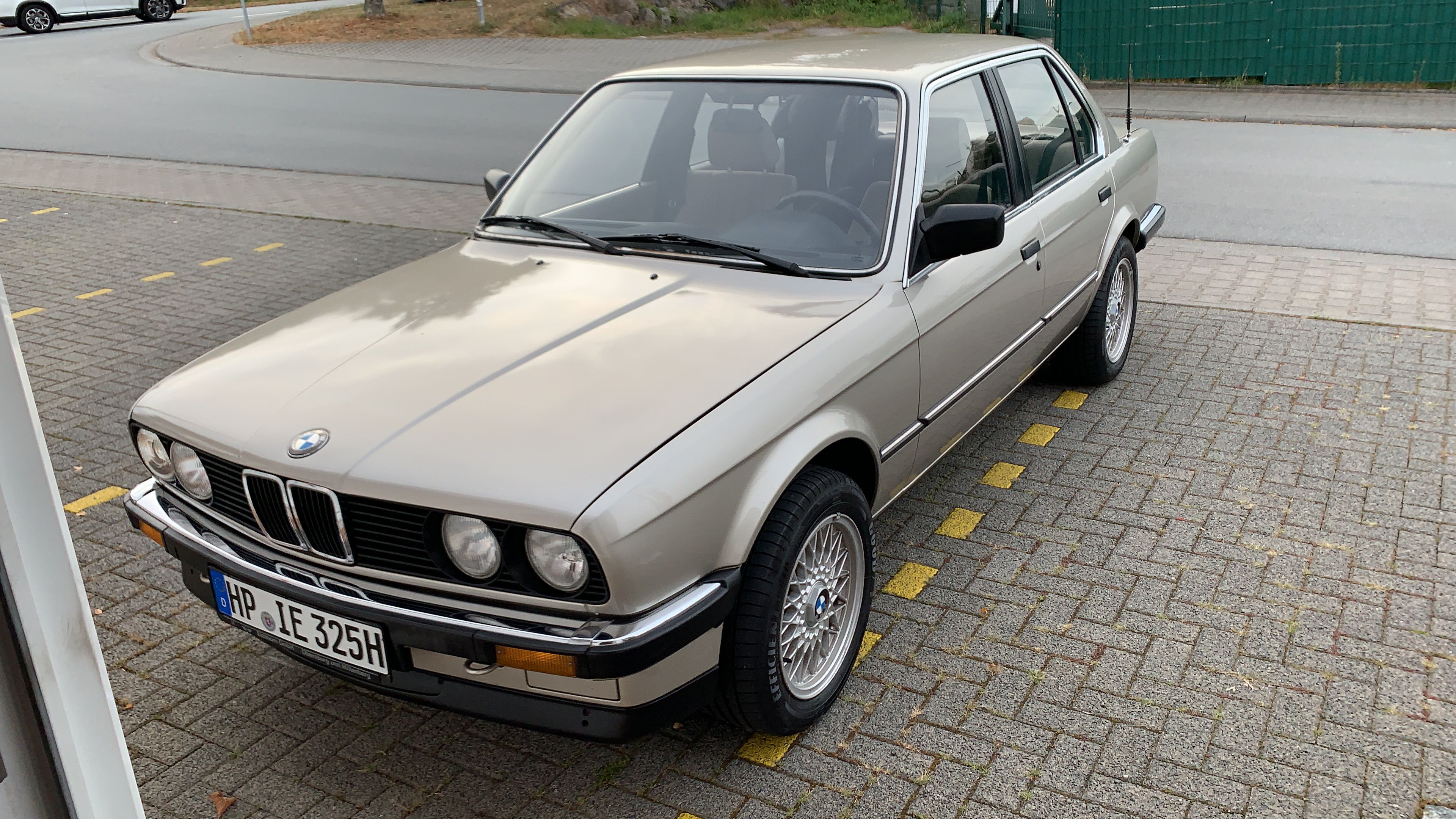 TRISTARcolor Peinture Voiture Crayon De Retouche Peinture Pour BMW 139 Bronzitbeige Metallic Peinture De Base Vernis Clair 50 Ml Chacun